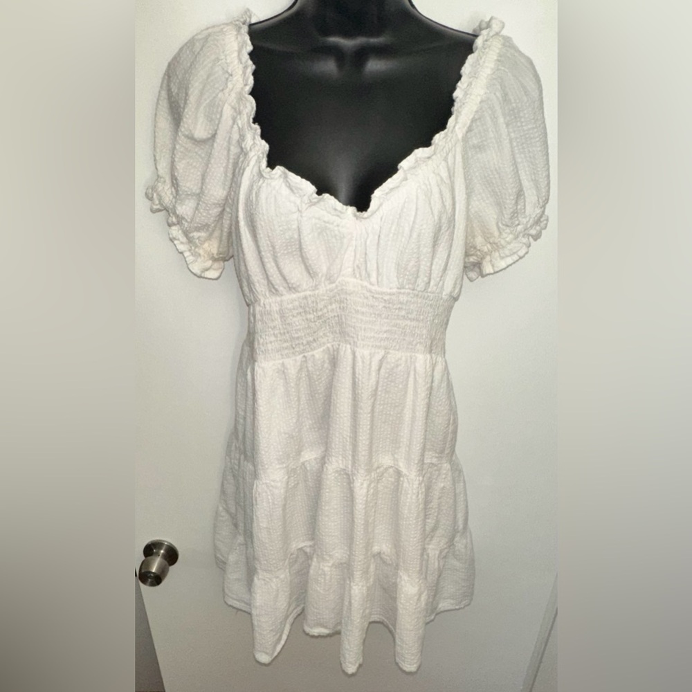 Miami (Francescas) | Cotton Medium White V-neck Dress with short ruffle sleeves